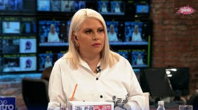 DEA ĐURĐEVIĆ SLOMLJENA NAKON TEŠKE SAOBRAĆAJKE! Oglasila se potresnim rečima, nije mogla više da izdrži!