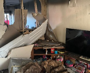 FOTOGRAFIJE UNIŠTENOG DOMA LEDE KRV U ŽILAMA Došla kući s posla pa zatekla horor - sve se istopilo u trenu!