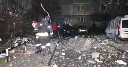 STRAHOTE RATA U UKRAJINI SNIMLJENE KAMEROM Rusi izveli nemilosrdan udar na Sumi, ima mrtvih i ranjenih (UZNEMIRUJUĆI VIDEO)