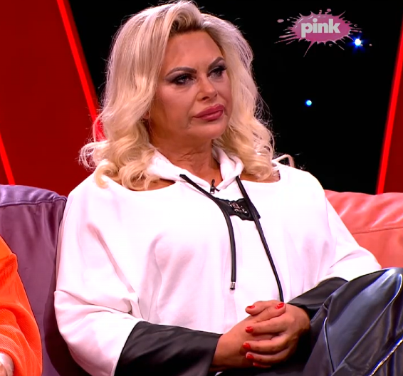 MARIJA KULIĆ SLOMLJENA ZBOG SMRTI! Sačekale je tragične vesti: Na svoj divan dan čula sam jako tužnu vest!