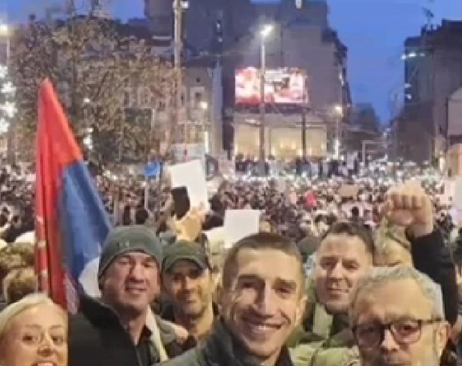 IGRAČ OPOZICIJE IZ SENKE Evo ko je Milisavljević, koji pod palicom Kurtija i Bačulova pravi nerede