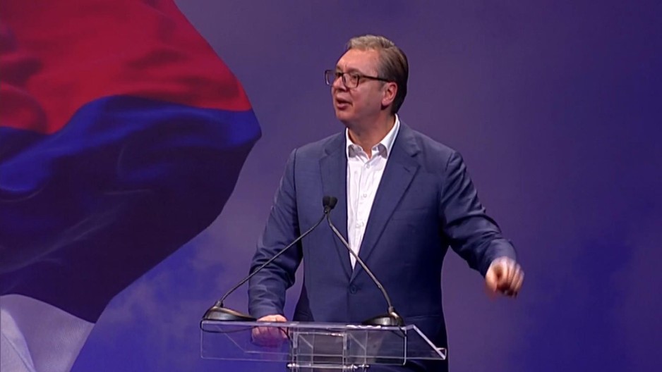 VUČIĆ OBEĆAO NARODU U TRSTENIKU Bićemo prva država po stopi rasta u Evropi