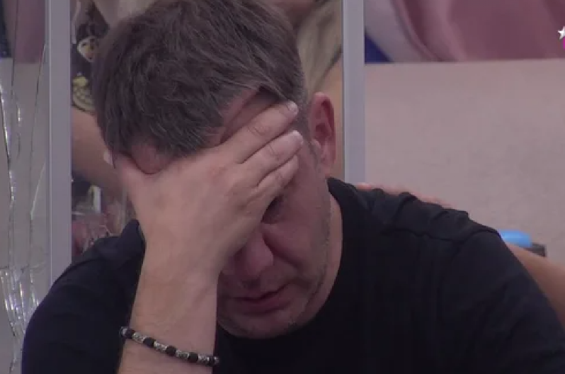 "GENETSKI TI JE PREDODREĐENO DA BUDEŠ PROPALICA I ALKOHOLIČAR" Skandal u Eliti, cimeri žestoko zaratili, od njihovih reči se trese Bela kuća!