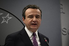 KURTI ZVECKA ORUŽJEM Jako opasne namere prištinskog ekstremiste, opet preti ratom: Kupićemo puške za milijardu evra!