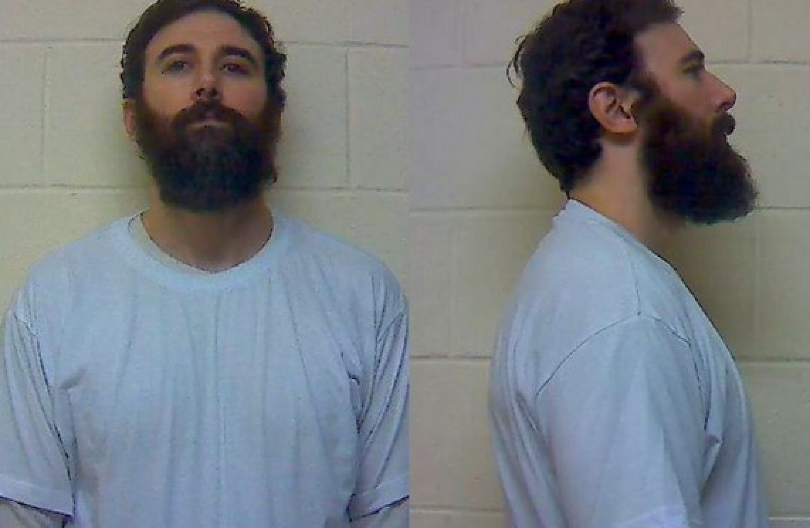 IZMIGOLJIO IM KAO PACOV! Zatvorenik pobegao iz zatvora kroz ventilacione cevi (VIDEO)