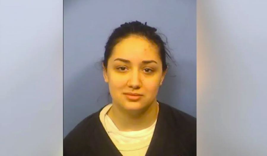 ZLOSTAVLJALI MOMKA, POLILI BENZINOM, PA GA ZAPALILI  Devojka dobila kaznu od 40 godina zatvora