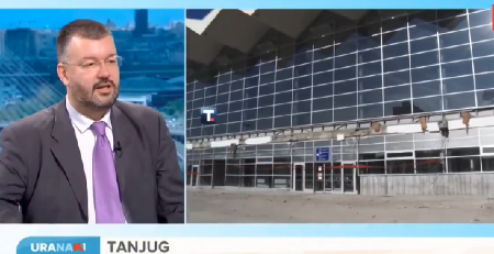 "BLOKADERI SE NAVODNO BORE ZA USTAV A KRŠE GA" Profesor Antić: Bore se za demokratiju a zaobilaze demokratske procedure