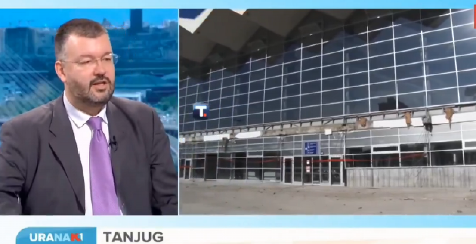 "BLOKADERI SE NAVODNO BORE ZA USTAV A KRŠE GA" Profesor Antić: Bore se za demokratiju a zaobilaze demokratske procedure