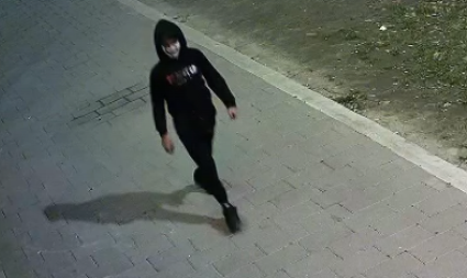 NEPOPRAVLJIV Dečak koji je sa bratom usmrtio deku ponovo hara Novim Sadom