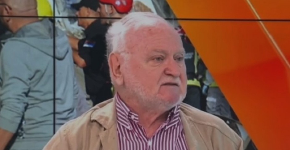 "KAŽU GROZNA I VRLO LAGANA SMRT" Žarko Korać se  sa milovcima nada Vučićevom kraju (VIDEO)