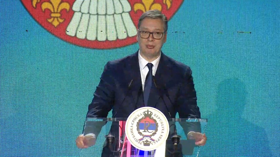 "SRBIJA NIKAD NEĆE OKRENUTI LEĐA SRPSKOJ" Vučić na obeležavanju Sretenja u Banjaluci: Svi imamo srpska imena i prezimena (FOTO)