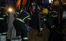 "PRVO SU MU OTKOPALI GLAVU, DA BI MOGAO DA DIŠE": Očevici o zatrpanim radnicima u Lazarevcu, opisali strašne scene