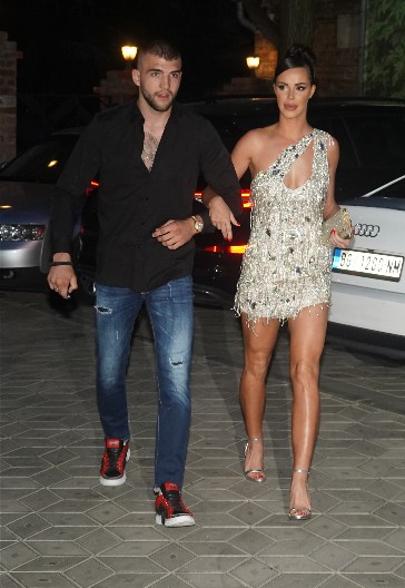 BOGDANI SU DOKTORI OVO STROGO ZABRANILI! Veljko Ražnatović sve javno priznao: "Smemo da imamo još samo jedno dete"