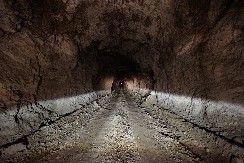 OSAM RADNIKA ZAROBLJENO U TUNELU U INDIJI TRI DANA: "Šanse da prežive su veoma male"