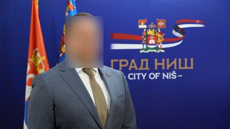 SUD ODLUČIO GUSKA OSTAJE U PRITVORU  Sumnja se da oštetio grad Niš za preko 843.000 dinara