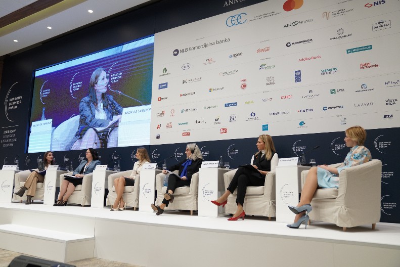 POČINJE KREIRANJE BUDUĆNOSTI Svečano otvoren 32. Kopaonik biznis forum