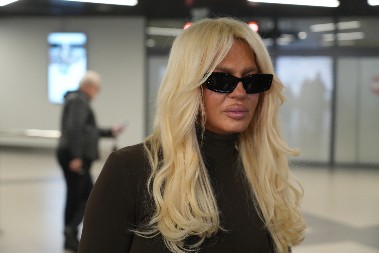 "DOLAZIMO VEČERAS, UJUTRU NEĆEŠ BITI ŽIVA" Jelena Karleuša objavila poruke koje joj stižu, ovo je njen odgovor!