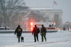 JAKO NEVREME PROTUTNJALO ZEMLJOM! U stravičnoj oluji u SAD šestoro mrtvih!