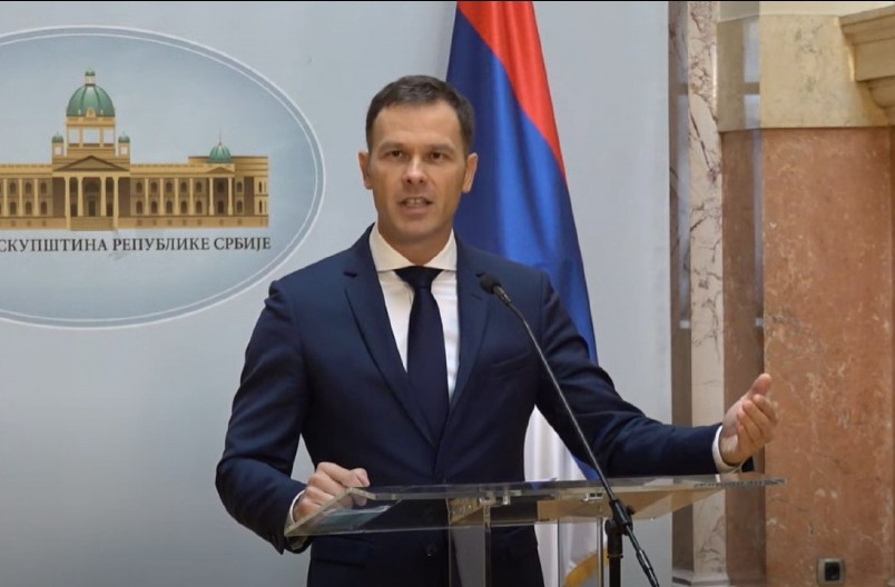 MINISTAR MALI OSUDIO BRUTALAN FIZIČKI NAPAD NA SELAKOVIĆA "Strašno  je to što se sinoć desilo, ali to je ta atmosfera nasilja koju oni grade"