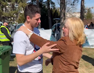 PROFESORKA VUJOVIĆ ČESTITALA PAVLOVIĆU I NJEGOVIM KOLEGAMA KOJI SE BORE ZNANJEM: Uvek ću biti tu da vas podržim! (FOTO/VIDEO)