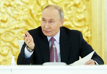 MASK PROTIV PUTINA Borba "jedan na jedan" (FOTO)