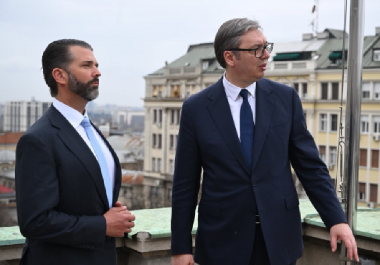 POKAZAO SAM DONALDU TRAMPU JUNIORU POGLED NA NAŠ PRELEPI BEOGRAD Vučić se javio sa terase Predsedništva Republike Srbije