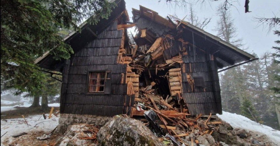 PRVE FOTOGRAFIJE SA MESTA NESREĆE: Avion koji je poleteo iz Zagreba pao na kolibu, locirano telo pilota (FOTO)