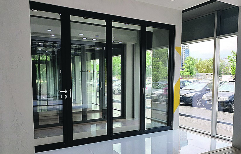 ŽIG "ČUVARKUĆA" NOSI 20 ALUMINIJUMSKIH SISTEMA KOMPANIJE ALUMIL Domaća proizvodnja, inovativna rešenja i visoki standardi kvaliteta