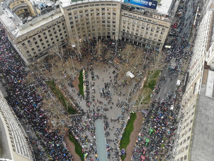 PRESEK STANJA U 15.55: Pogledajte koliko blokadera se okupilo u Beogradu (FOTO)