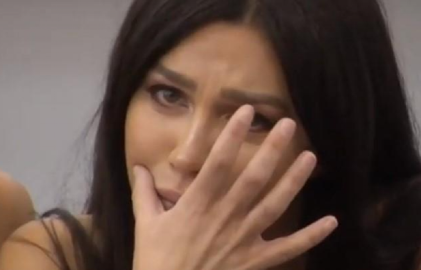 SANJA MARINKOVIĆ PONIZILA STANIJU DOBROJEVIĆ! Sasula joj sve u lice u emisiji uživo, starleta napravila opšti haos!