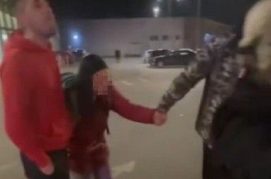 JEZIV SNIMAK NASILJA U BORČI: Mladić napao trudnu devojku, građani skočili u pomoć (VIDEO)