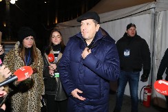 "ACO PEJOVIĆ ME RAZOČARAO, ZA MENE VIŠE NE POSTOJI" Pevač u emisiji uživo otkrio razlog zbog koga ne pričaju, voditeljka zaćutala