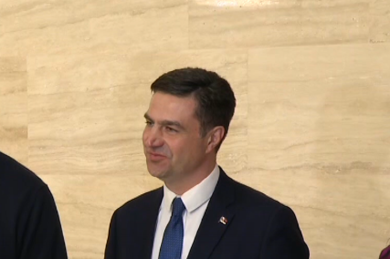 OGLASIO SE GRADONAČELNIK NIŠA NAKON NAPADA Pavlović: Tribina otkazana zbog nasilničkog ponašanja, današnja dešavanja su nečuvena