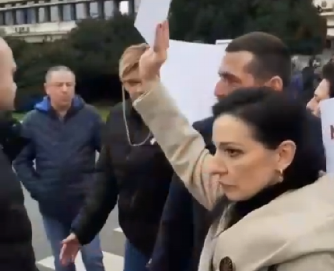 VOJSKA SRBIJE RAZVALILA MARINIKINE LAŽI!