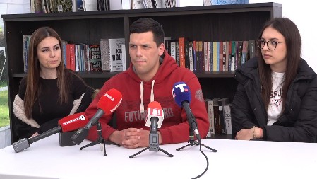 "SRAM VAS BILO" Studenti koji hoće da uče na konferenciji za mediji objavili: "Krivična prijava protiv dekana Ekonomskog fakulteta" (VIDEO)