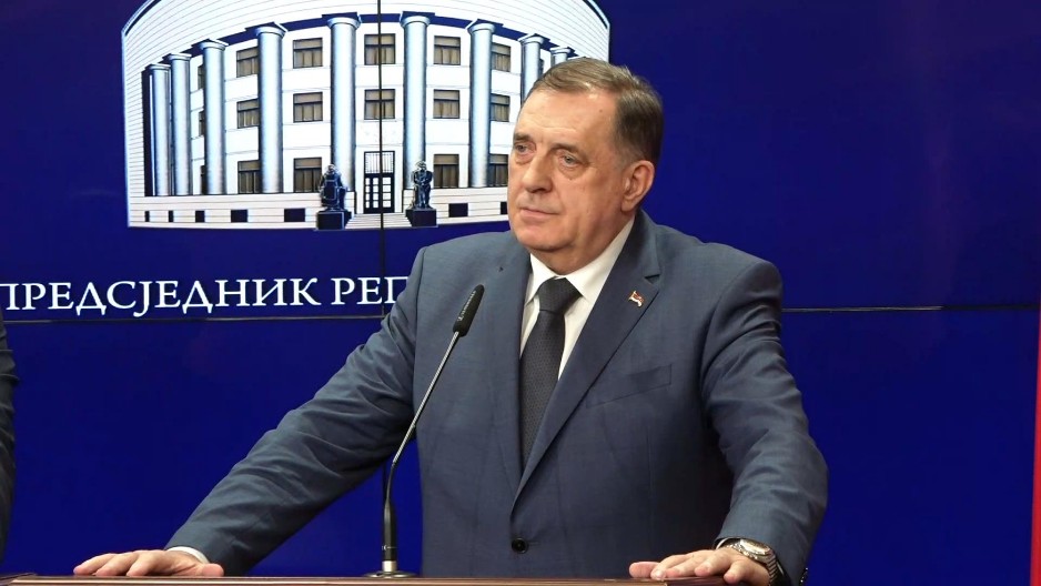 OGLASIO SE DODIK NAKON RASPISIVANJA INTERPOLOVE POTERNICE ZA NJIM