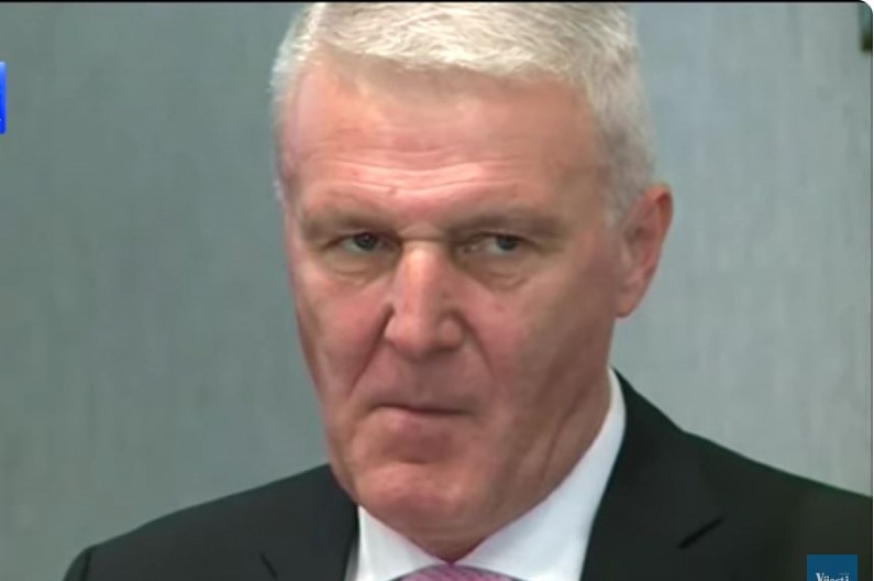 BIVŠI DIREKTOR UPRAVE POLICIJE CRNE GORE OSUĐEN ZA ŠVERC CIGARETA: Sumnja se da je zloupotrebom službenog položaja oštetio državnu kasu za 112.504 evra