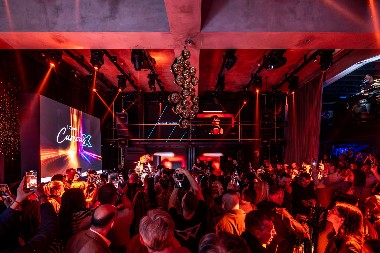 Doživi grad u novom ritmu uz IQOS Curious X