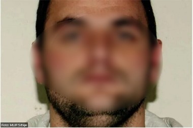 DETALJI PREBIJANJA BIVŠEG VATERPOLISTE I OSUĐIVANOG SILOVATELJA Tvrdi da je iz automobila izašlo više momaka koja su ha pretukla