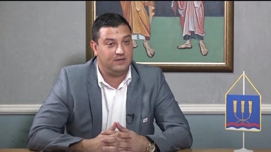 TUČA U KABINETU, SKLAPANJE POSLOVA BEZ RASPISANOG TENDERA Ovo su delovi biografije predsednika opštine Žitorađa, evo za šta je osuđivan