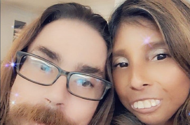 VREĐALI JE I GOVORILI JOJ DA JE RUŽNA, ONA IM SE BRUTALNO OSVETILA Uprkos teškoj bolesti, Kristina je ostvarila svoj najveći san!