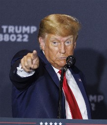 ČEKA SE TRAMPOVA ODLUKA SAD još nisu odlučile o povlačenju vojske iz Evrope