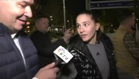 KONAČNO NEKO ŠAROVIĆU DA ZAPUŠI USTA Sara Raičević odbrusila novinaru provokatoru DA SVE ZVONI! (VIDEO)