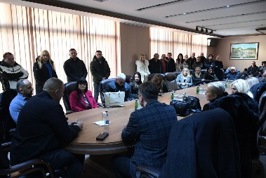 Danas verifikacija poslanika u Prištini, Srpska lista preuzima i čuva srpske mandate