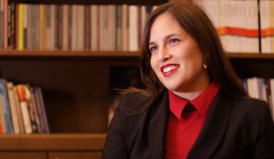 KO JE SARA PAVKOV? Nova ministarka iznenadila Vučića patriotskim gestom 2021. godine: "Hvala joj na tome, malo sam se postideo..."