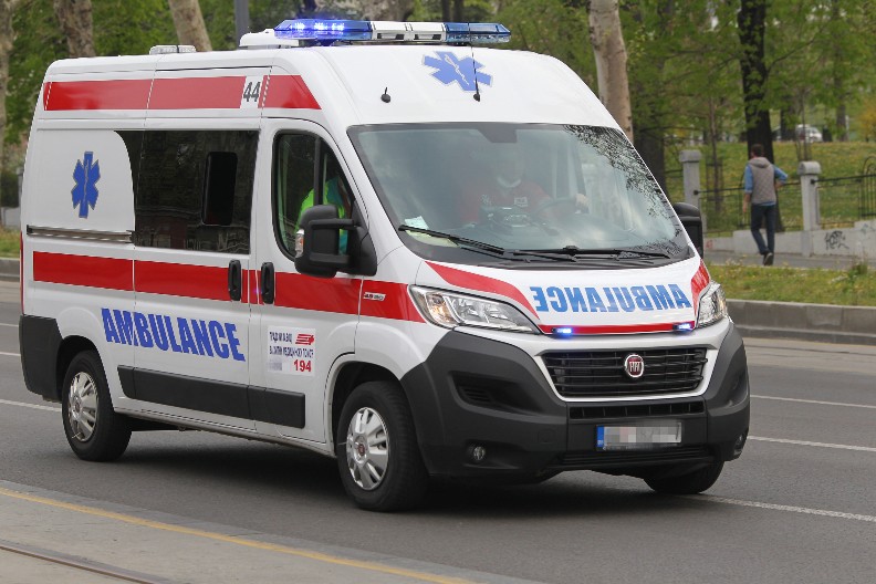 LANČANI SUDAR NA BATAJNIČKOJ PETLJI Povređene tri osobe