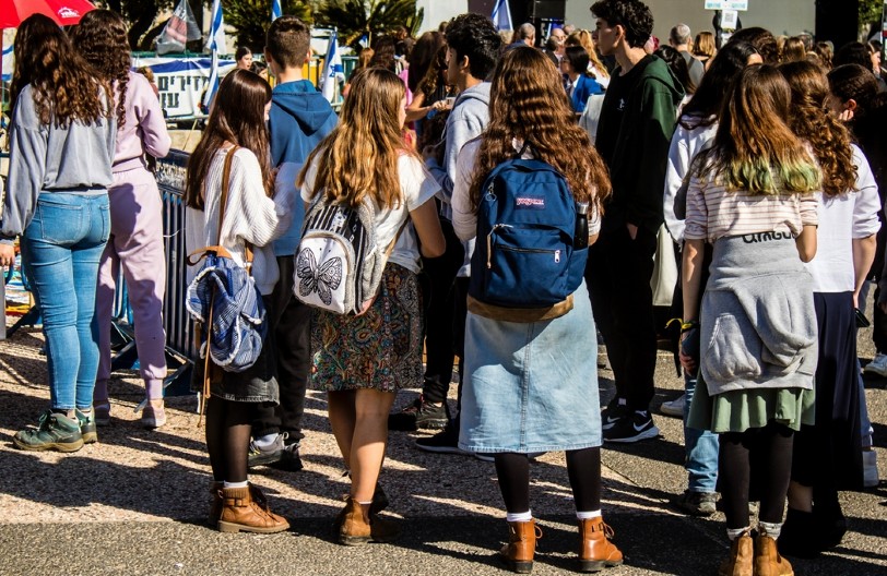 PARE TRPAJU U DŽEPOVE Dok maltretiraju celu Srbiju ekskurzije se nastavljaju!