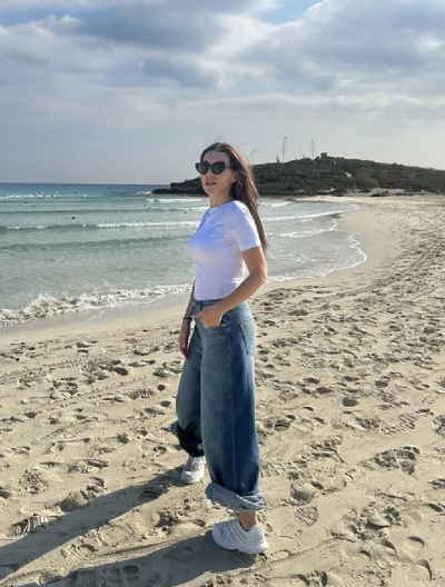 VODITELJKU RTS ZATRPALI PORUKAMA Ovo niko nije očekivao, javno je pokazala natpis zbog kog je nastala bura (FOTO)