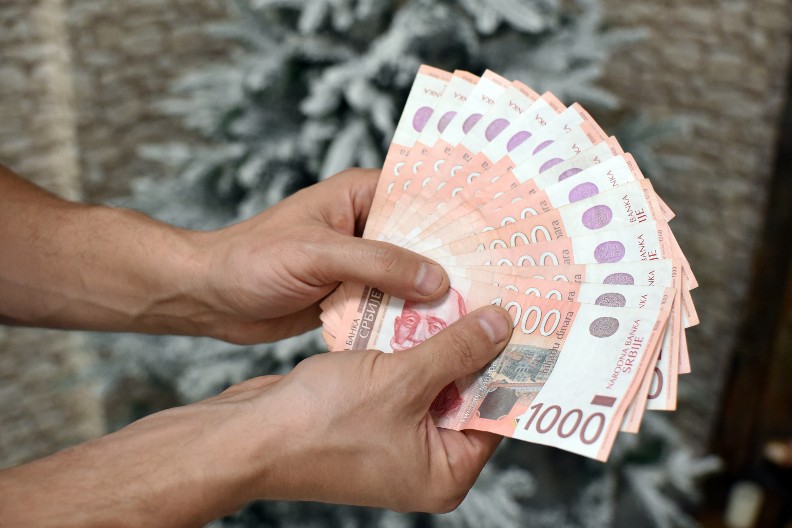 STIŽE NOVAC ZA NEZAPOSLENE Isplata kreće od ovoga datuma