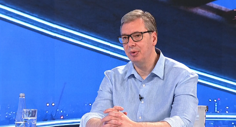 NEKO JE UNIŠTIO NAŠE OBRAZOVANJE I EKONOMIJU Vučić: Moramo da podignemo zemlju, ali da ne zaboravimo pitanje odgovornosti